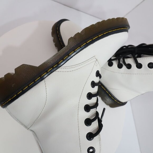 Doc Martens Luana 1460 Boots Women’s Size US 8  White Combat - Picture 10 of 15